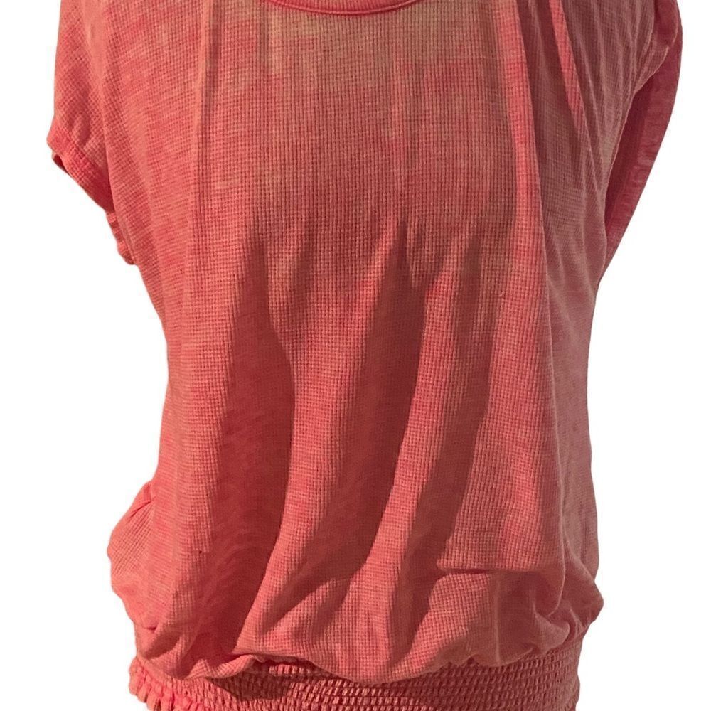 Jane and Delancey vibrant pink top excellent condition